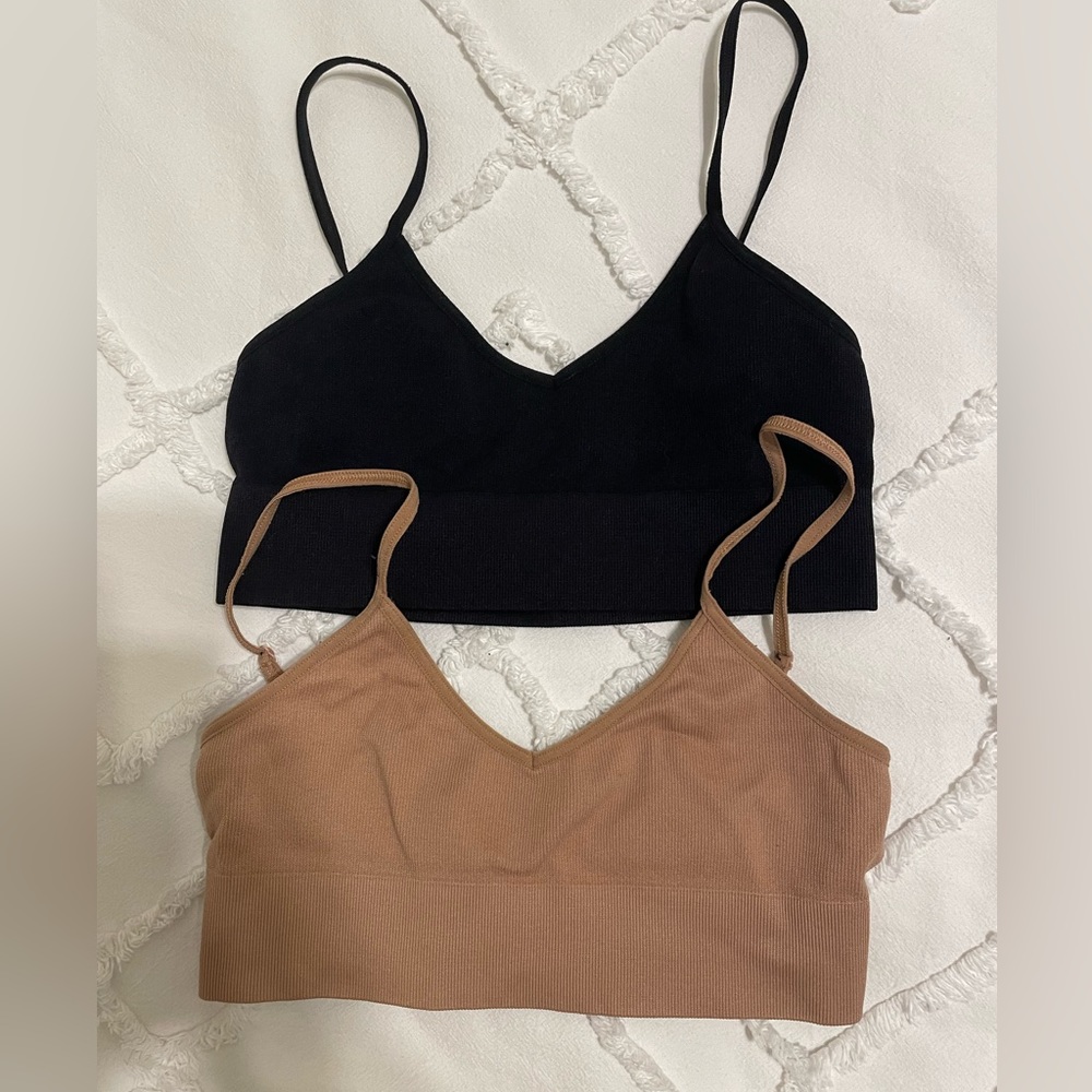 Aritzia Talula seamless bra top (2)